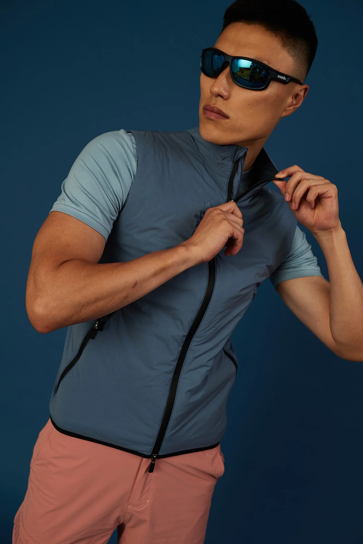 3 Elements Padded Vest - Image 6