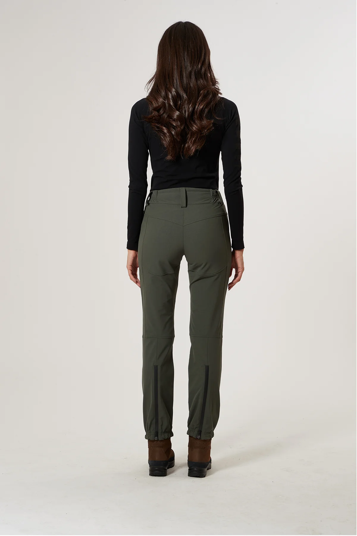 4 Seasons W Pants - Image 5