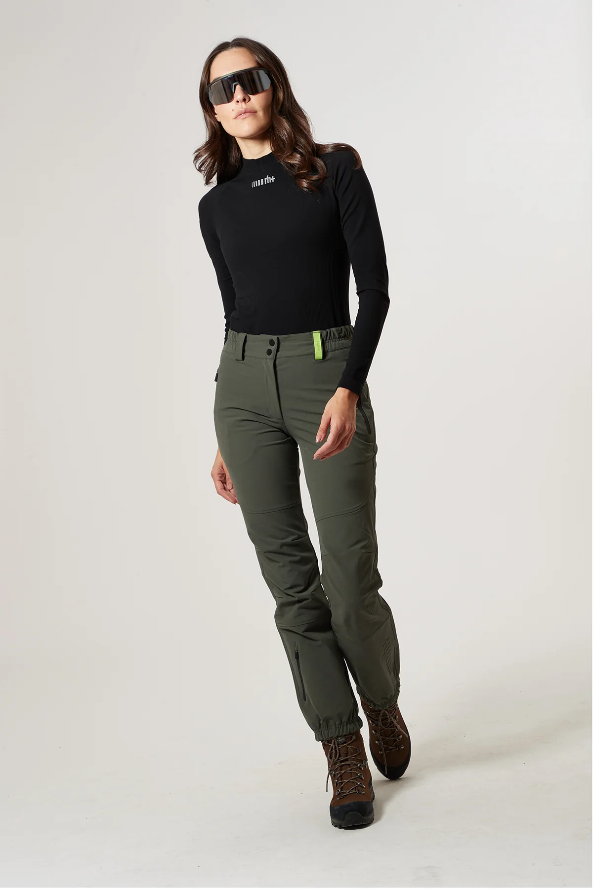4 Seasons W Pants - Image 6