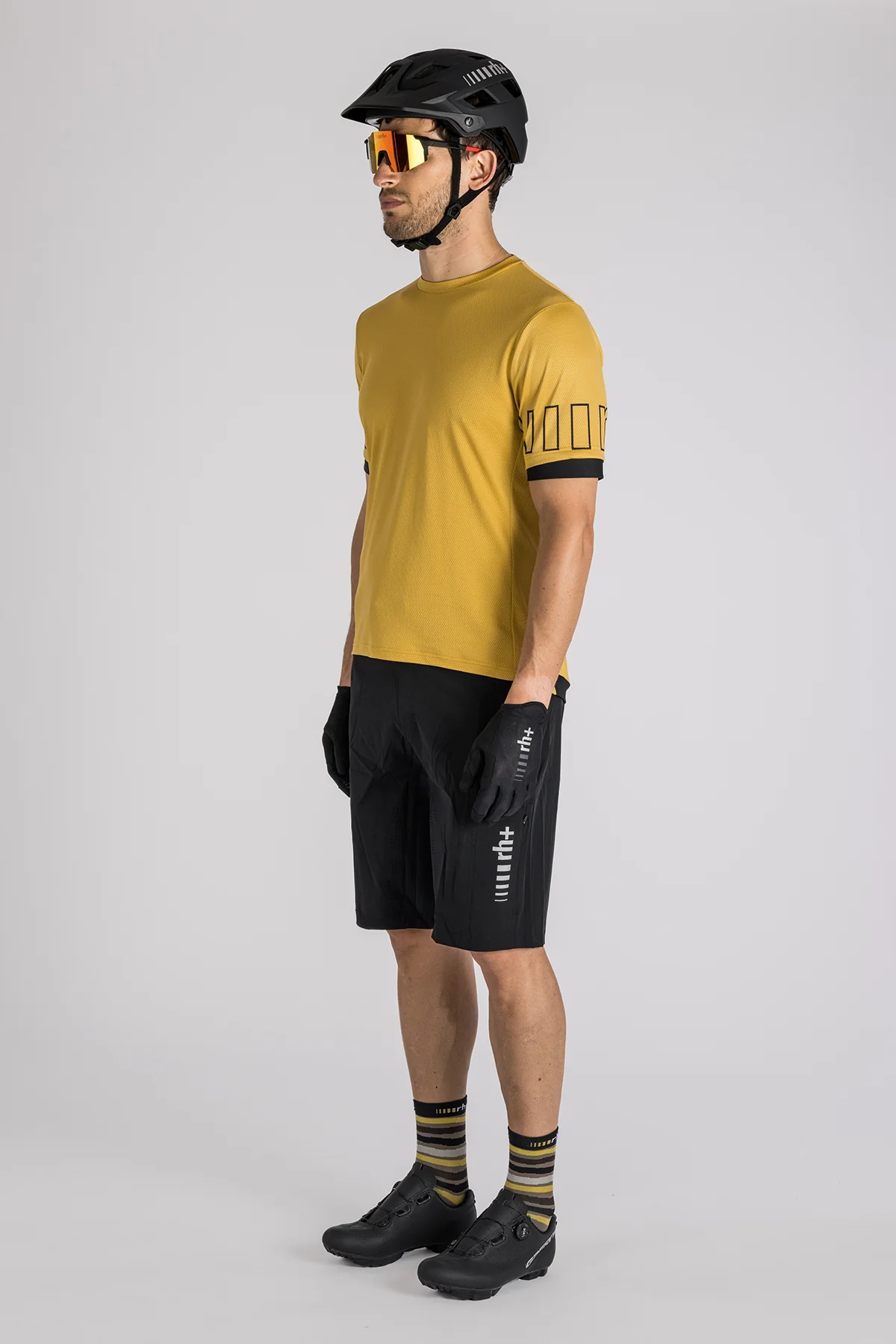 Dust T-shirt - Image 2