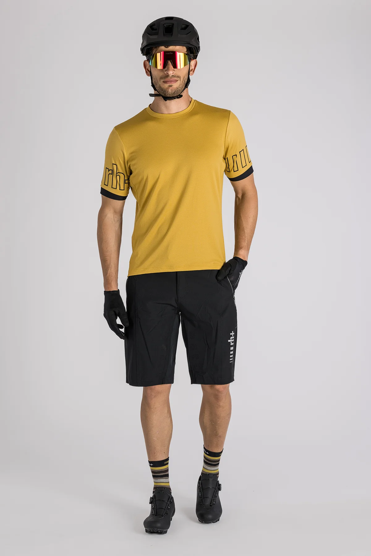 Dust T-shirt - Image 4